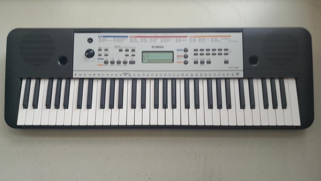 Keyboard Yamaha (61 toetsen), Muziek en Instrumenten, Keyboards, Ophalen, Zo goed als nieuw, 61 toetsen, Yamaha