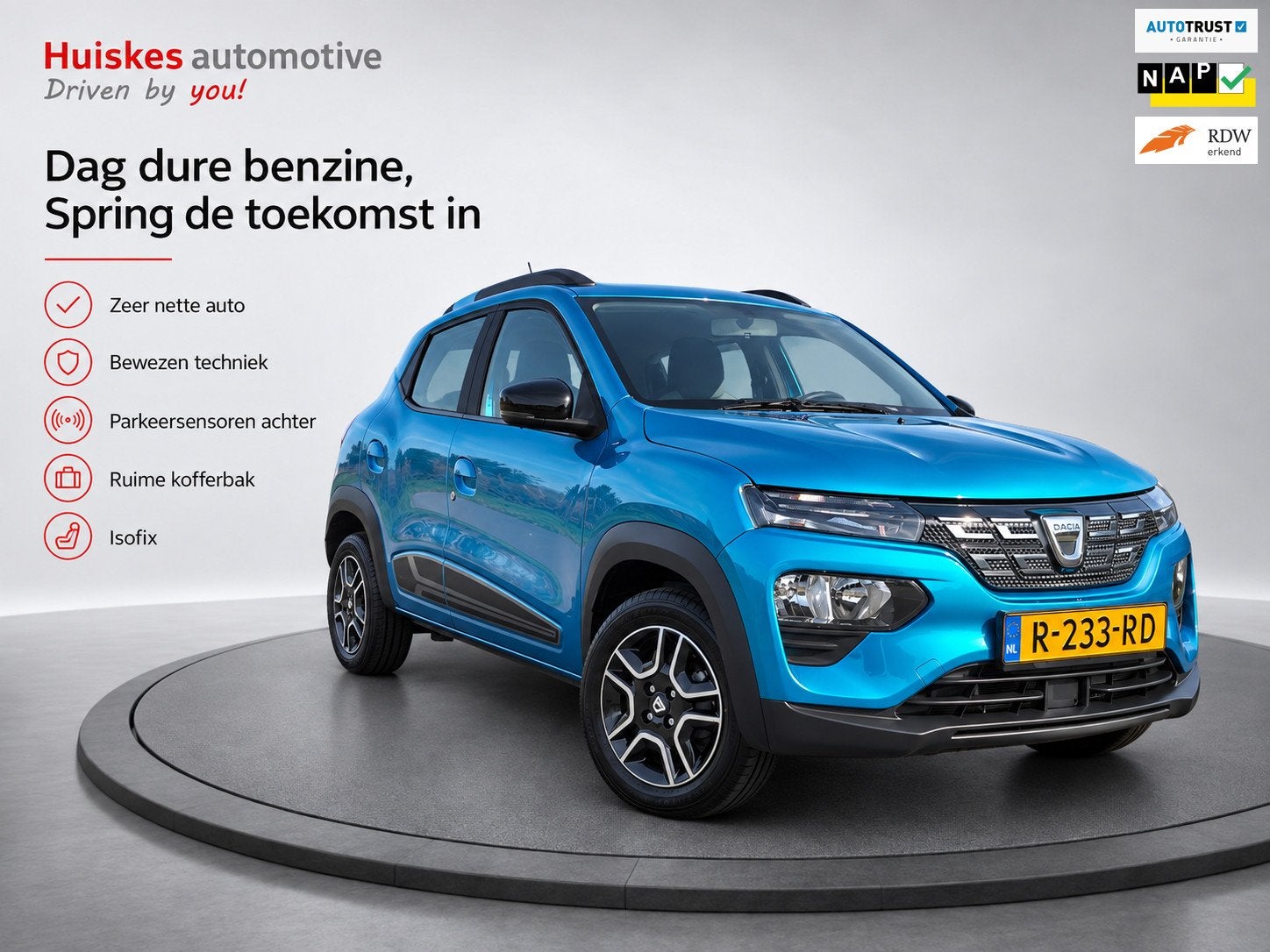 Dacia Spring Comfort 27 kWh parkeersensoren/airco/half leder, Auto's, Dealer onderhouden, Gebruikt, Zwart, Leder en Stof
