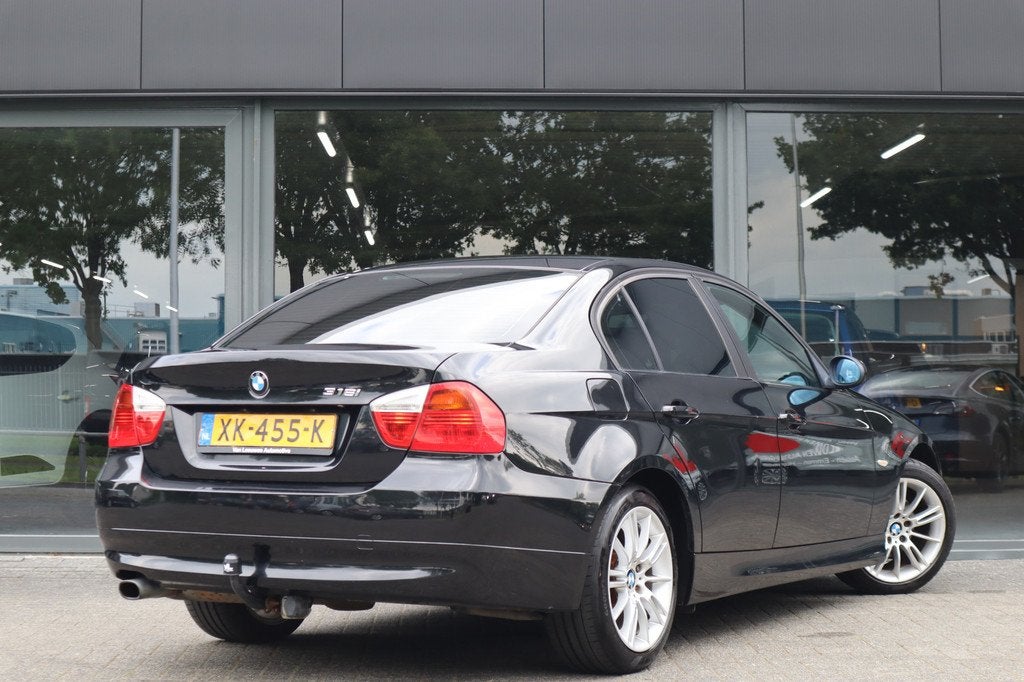 BMW 3-serie 316i | Trekhaak | Clima | Cruise control, Gebruikt, Zwart, Bedrijf, Handgeschakeld