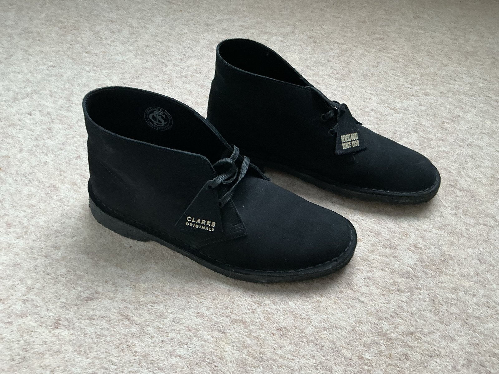 Clarks Originals Desert Boot - Zwart Suède - Maat 43, Ophalen of Verzenden, Gedragen, Zwart, Boots
