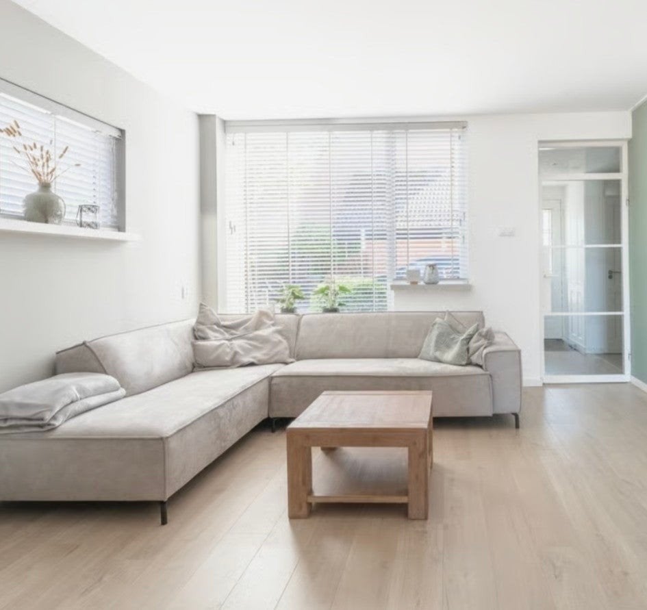 Moderne Bandero hoekbank met chaise longue, lichtgrijs, Huis en Inrichting, Ophalen, Zo goed als nieuw, Vierpersoons of meer