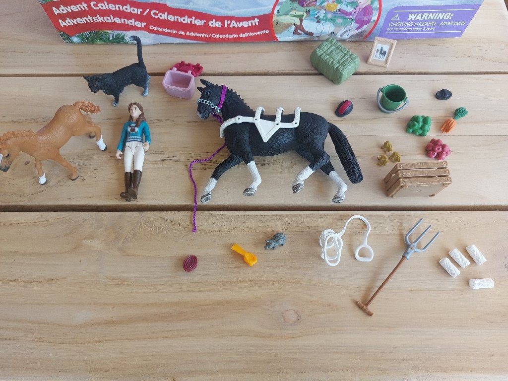 schleich adventkalender - horse club 99092, Ophalen of Verzenden, Zo goed als nieuw, Paard, Beeldje of Figuurtje