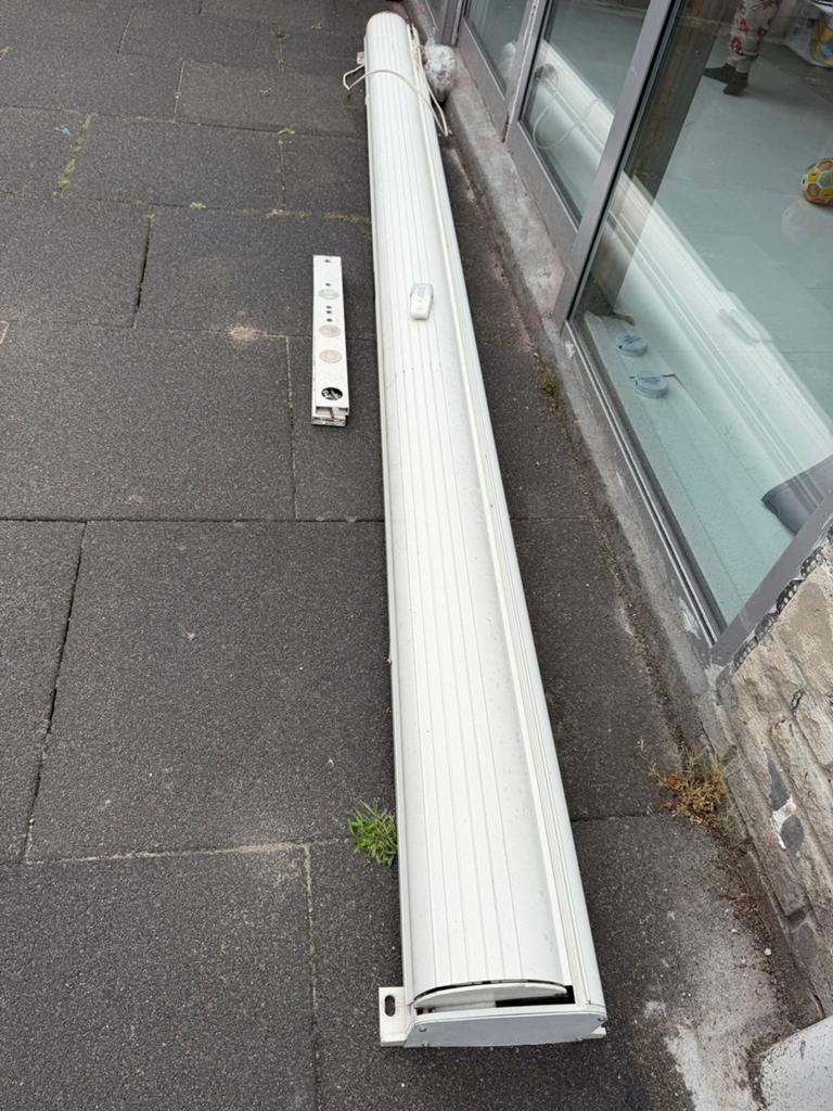 Zonnescherm elektrisch 3,5m, Ophalen, Gebruikt, Elektrisch, 150 tot 300 cm
