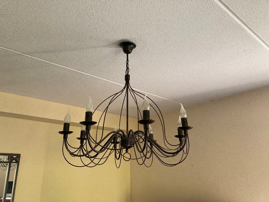 Elegante Zwarte Kroonluchter met 6 Lichtpunten, Huis en Inrichting, Lampen | Kroonluchters, Ophalen, Gebruikt, E14 (klein), Metaal