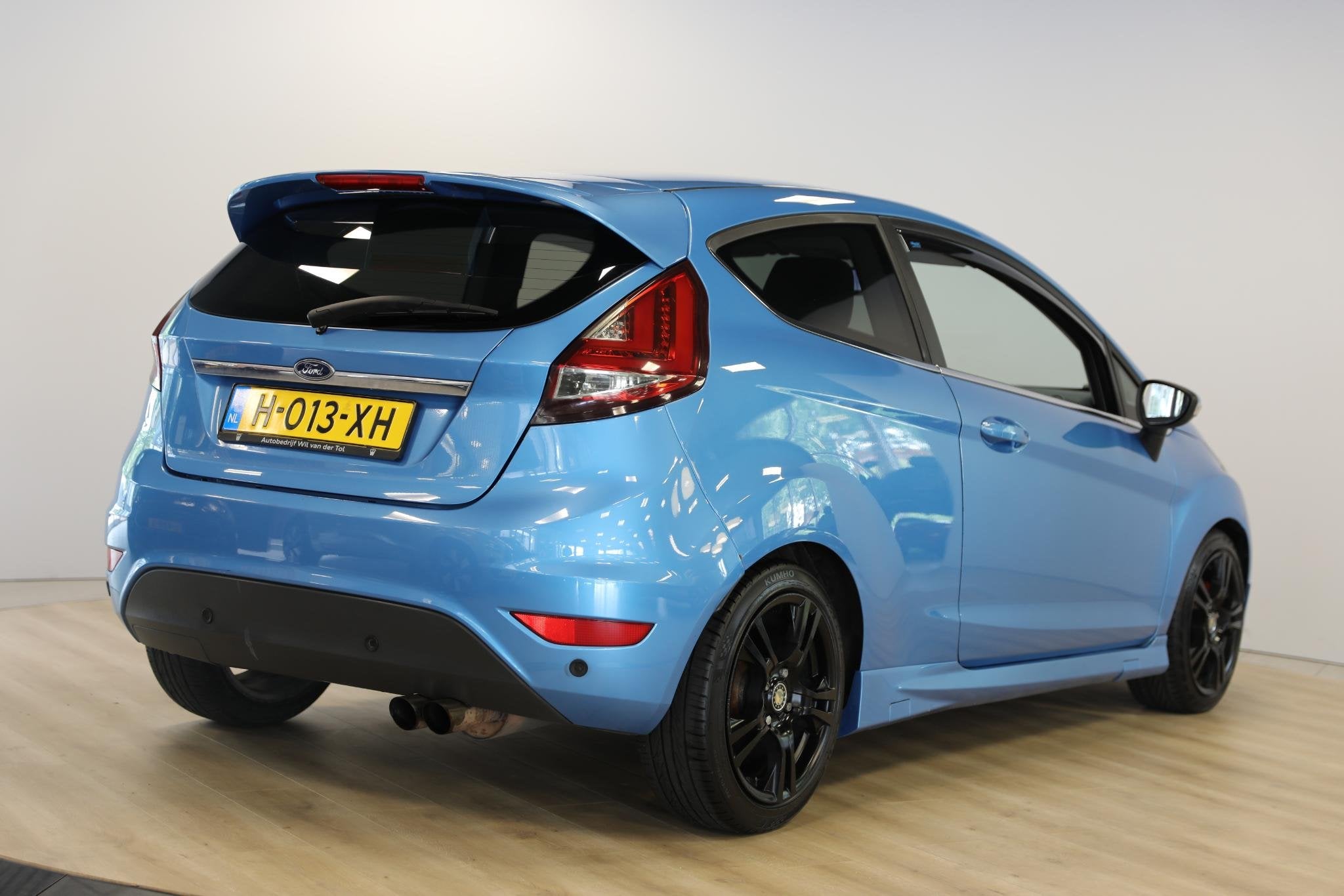 Ford Fiesta 1.6 Ghia | Airco | PDC | Handel / Export, Auto's, Ford, 1596 cc, Stof, 31 €/maand, 4 cilinders
