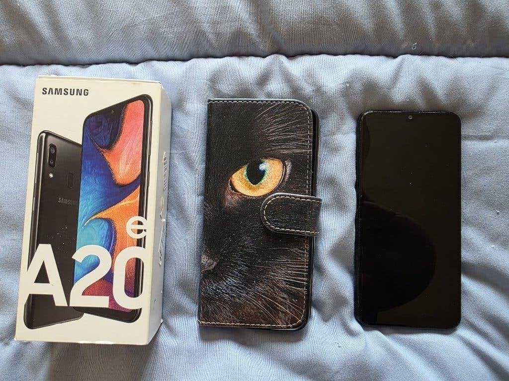 Samsung Galaxy A20e mobiele telefoon, Telecommunicatie, Mobiele telefoons | Samsung, Gebruikt, Zwart, Ophalen of Verzenden, Zonder simlock