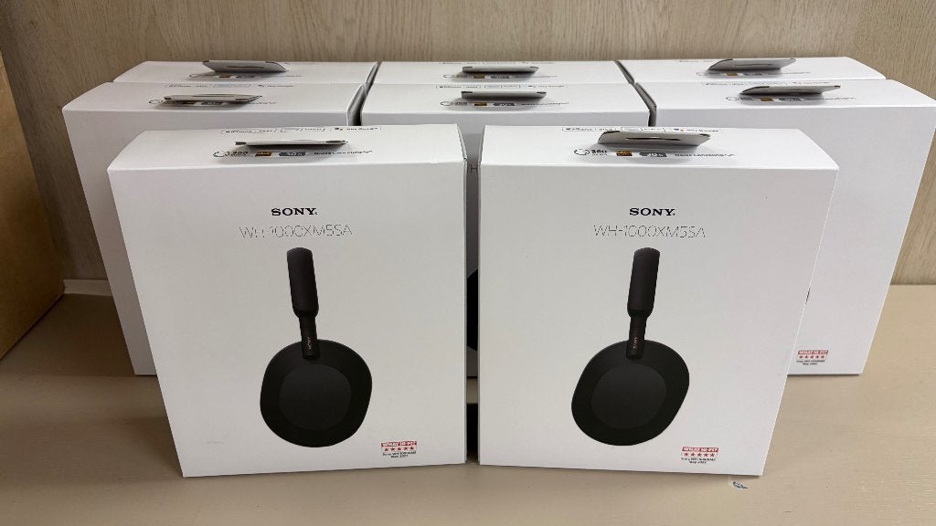 Gloednieuwe Sony WH-1000XM5SA te koop!, Audio, Tv en Foto, Koptelefoons, Draadloos, Solleveld.e.commerce@gmail.com, Nieuw, 1-7-1 Konan, Minato-ku