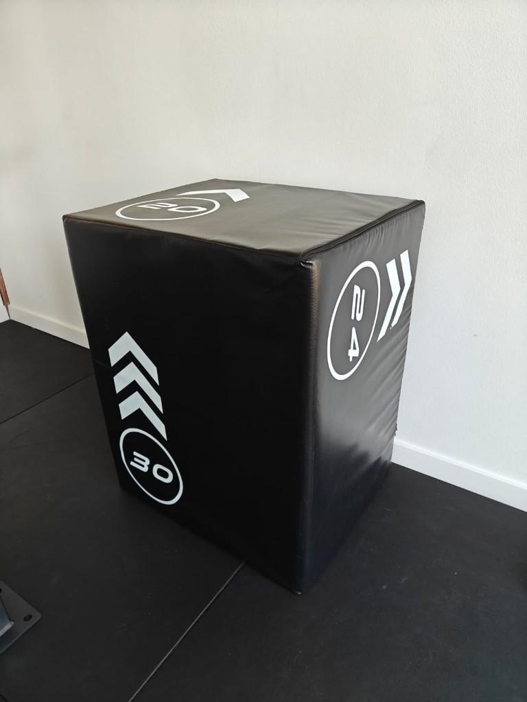 Plyo Box – Strak Zwart-Wit Design, Ophalen, Nieuw, Benen, Overige typen