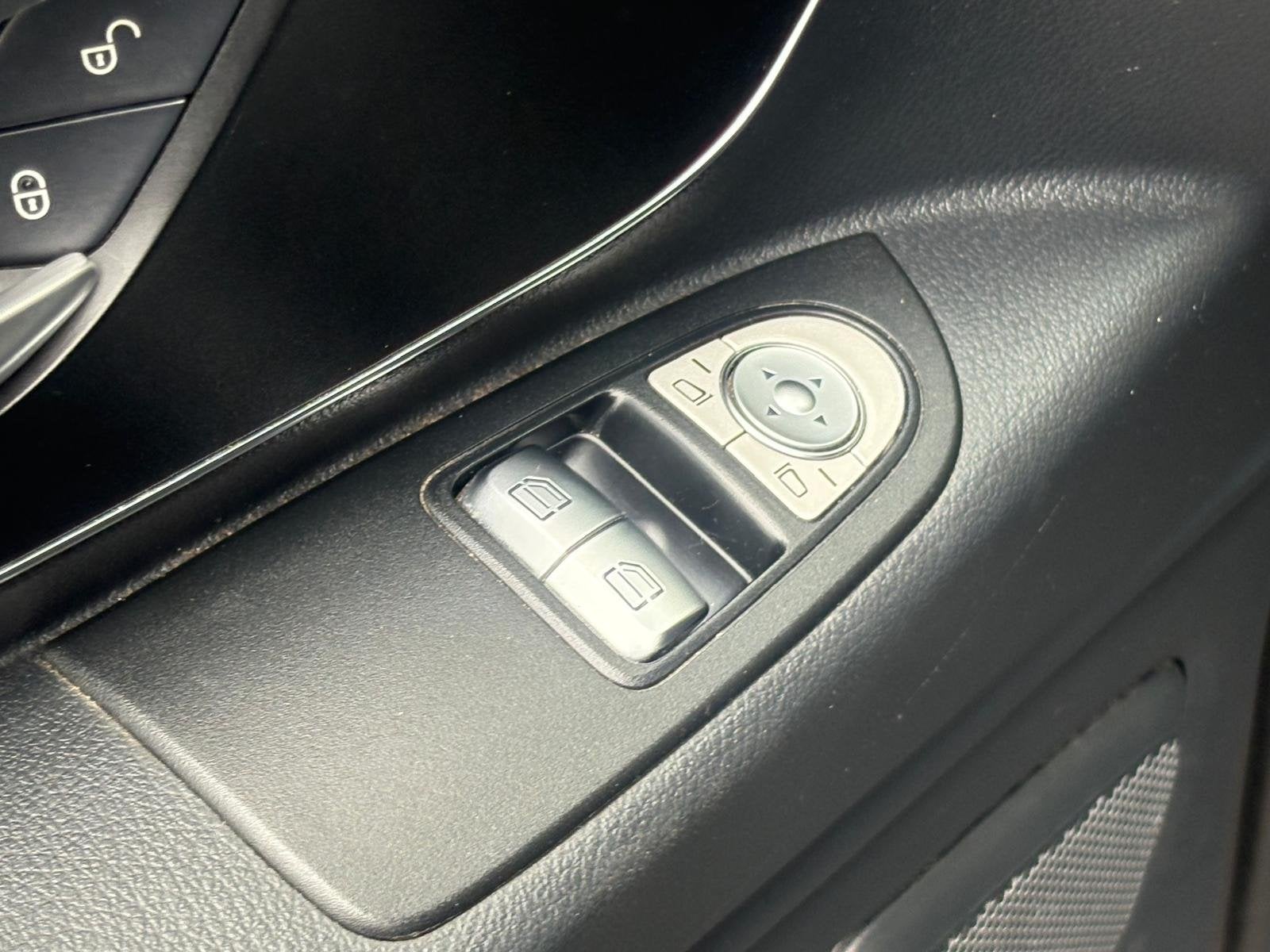 Foto 20 van Mercedes-Benz Vito 114CDI 136PK Lang 9G-Tronic / Carplay / D