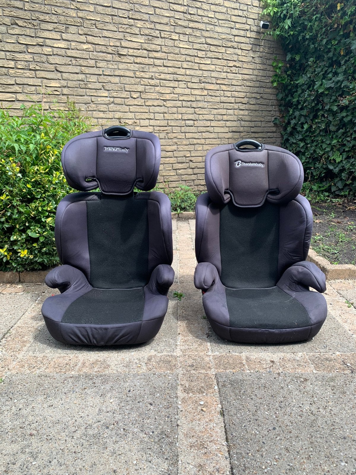 Titaniumbaby kinderstoel 2x, 15 t/m 36 kg, Verstelbare rugleuning, Ophalen, Overige merken