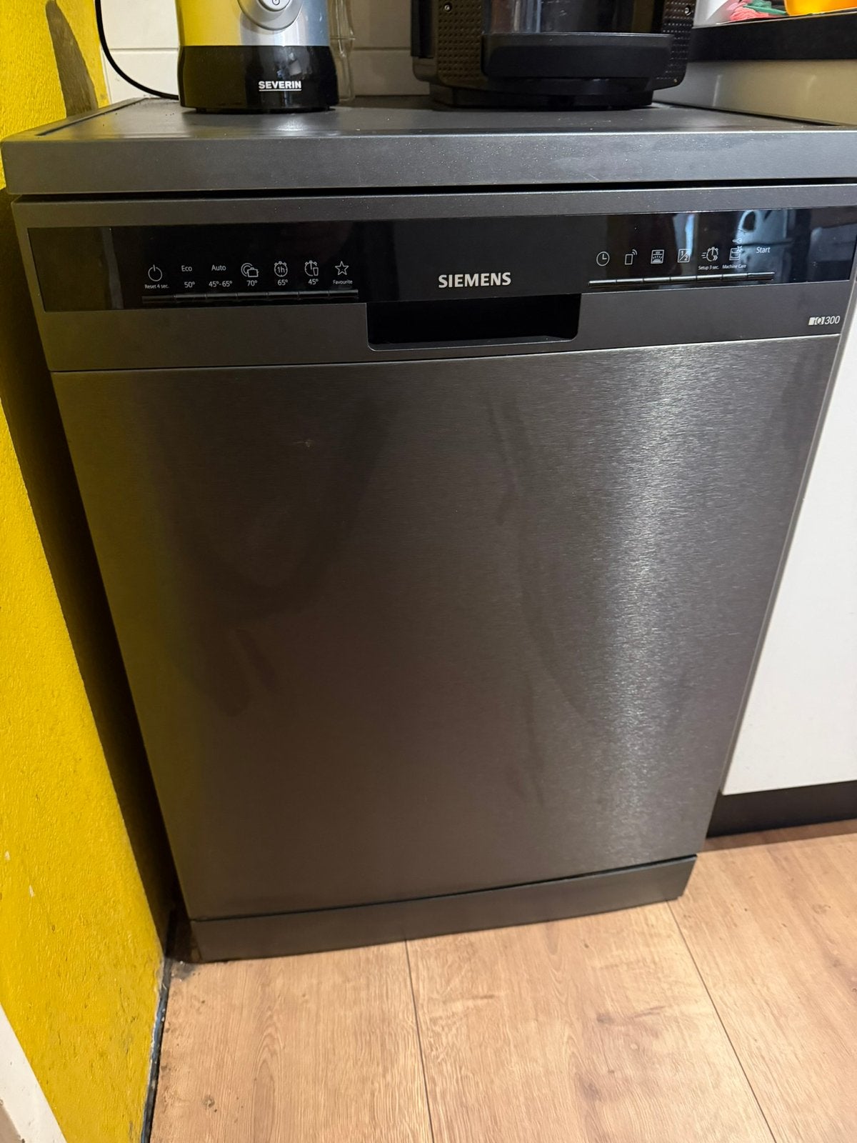 Siemens SN23EC14CE  vaatwasser vrijstaand zwart rvs, Witgoed en Apparatuur, Vaatwasmachines, Ophalen, Zo goed als nieuw, 85 tot 90 cm