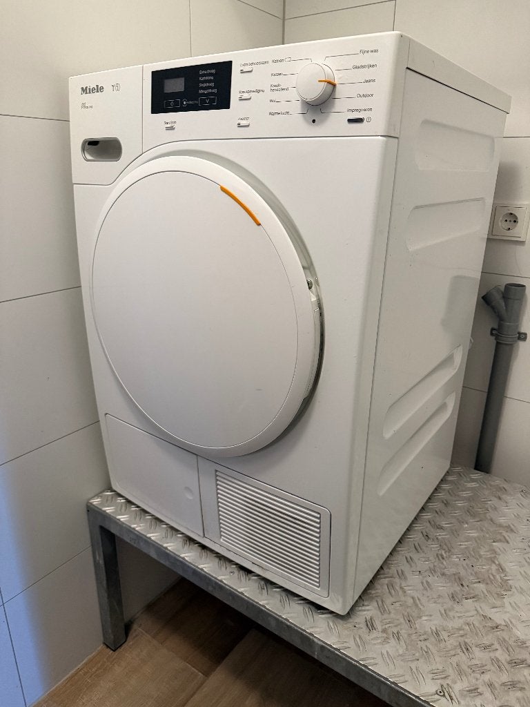Miele condensdroger, Witgoed en Apparatuur, Wasdrogers, Gebruikt, Condens, Voorlader, 6 tot 8 kg, 85 tot 90 cm, Ophalen