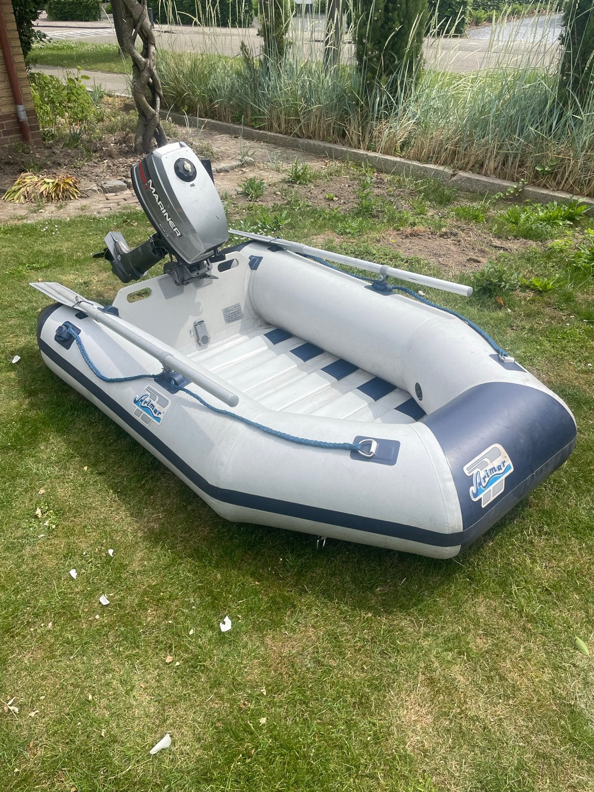 Arimar 210 rubberboot met Mariner 4pk 2t buitenboordmotor, Ophalen