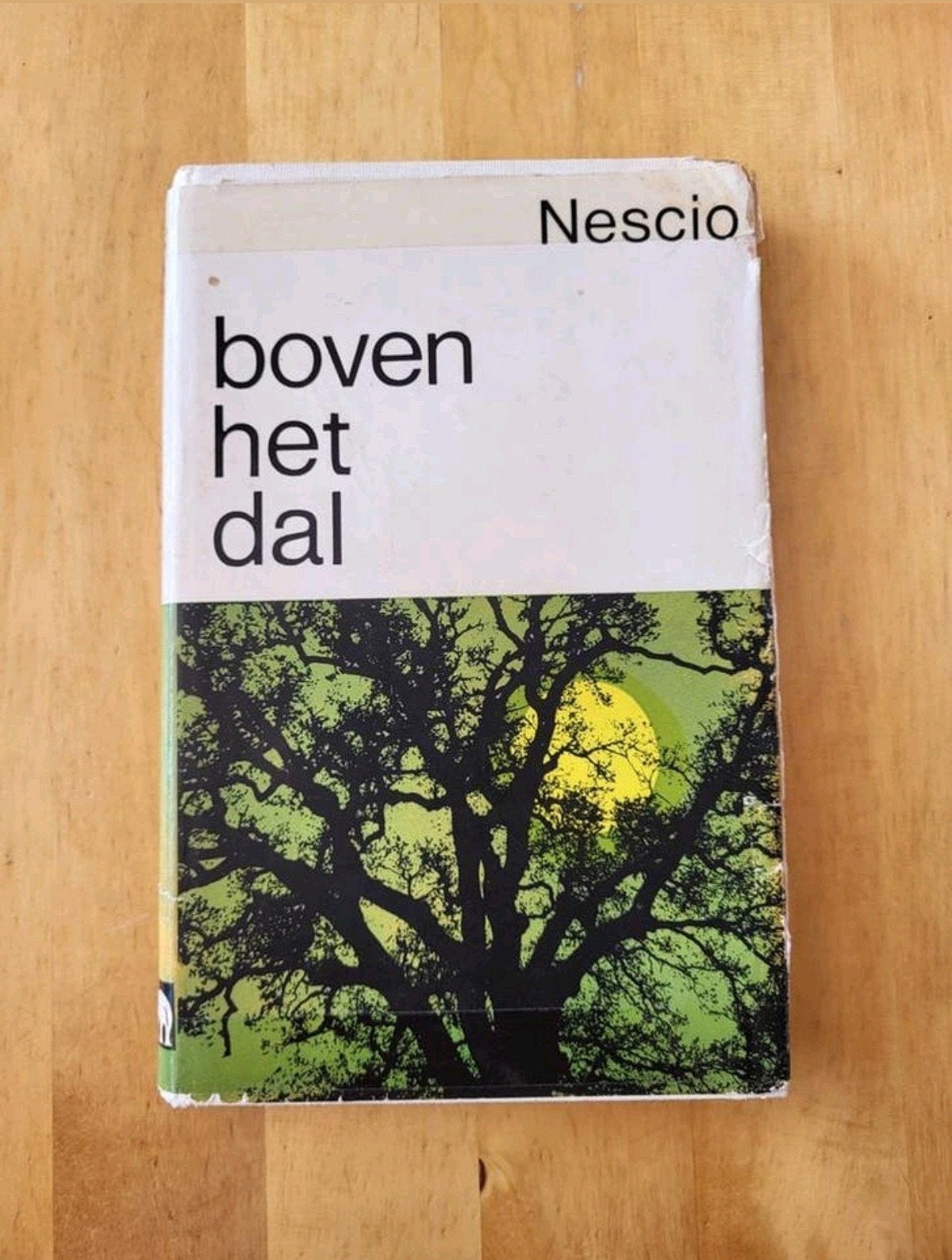 Boven het dal - Nescio, Ophalen of Verzenden