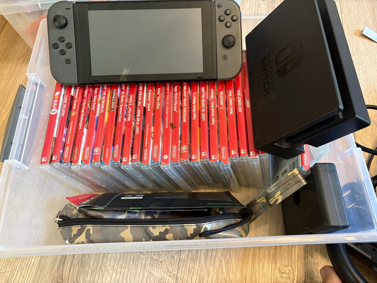 Nintendo Switch met games en accessoires, Met 2 controllers, Ophalen of Verzenden, Switch Original, Gebruikt