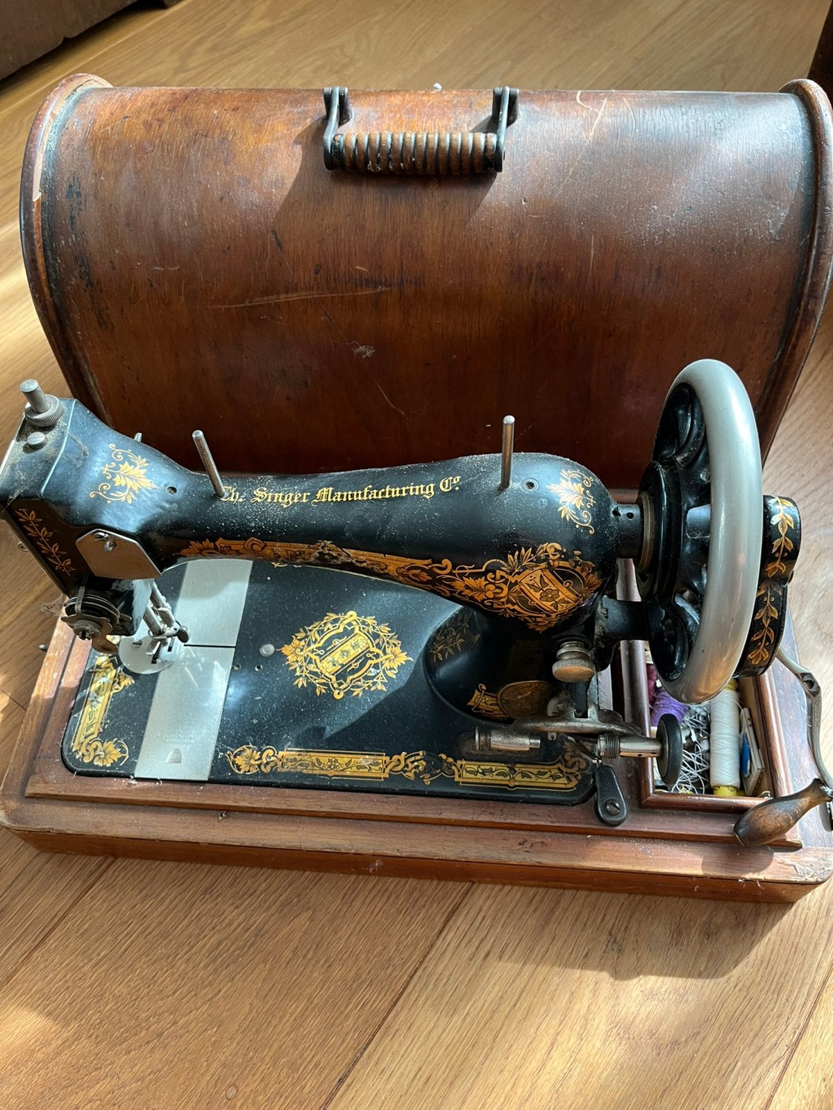 Tka Singer naaimachine, Ophalen