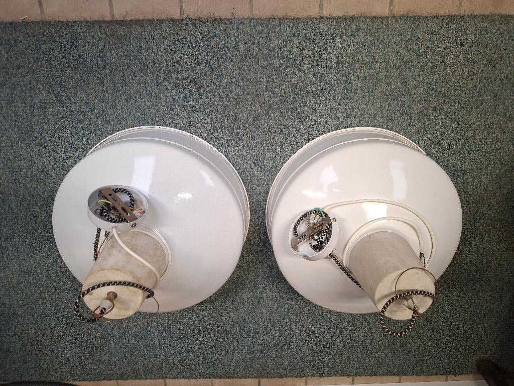 2 Grote Witte Industriële Hanglampen - Emaille/Factory Style, Ophalen of Verzenden, Zo goed als nieuw, Factory, Minder dan 50 cm