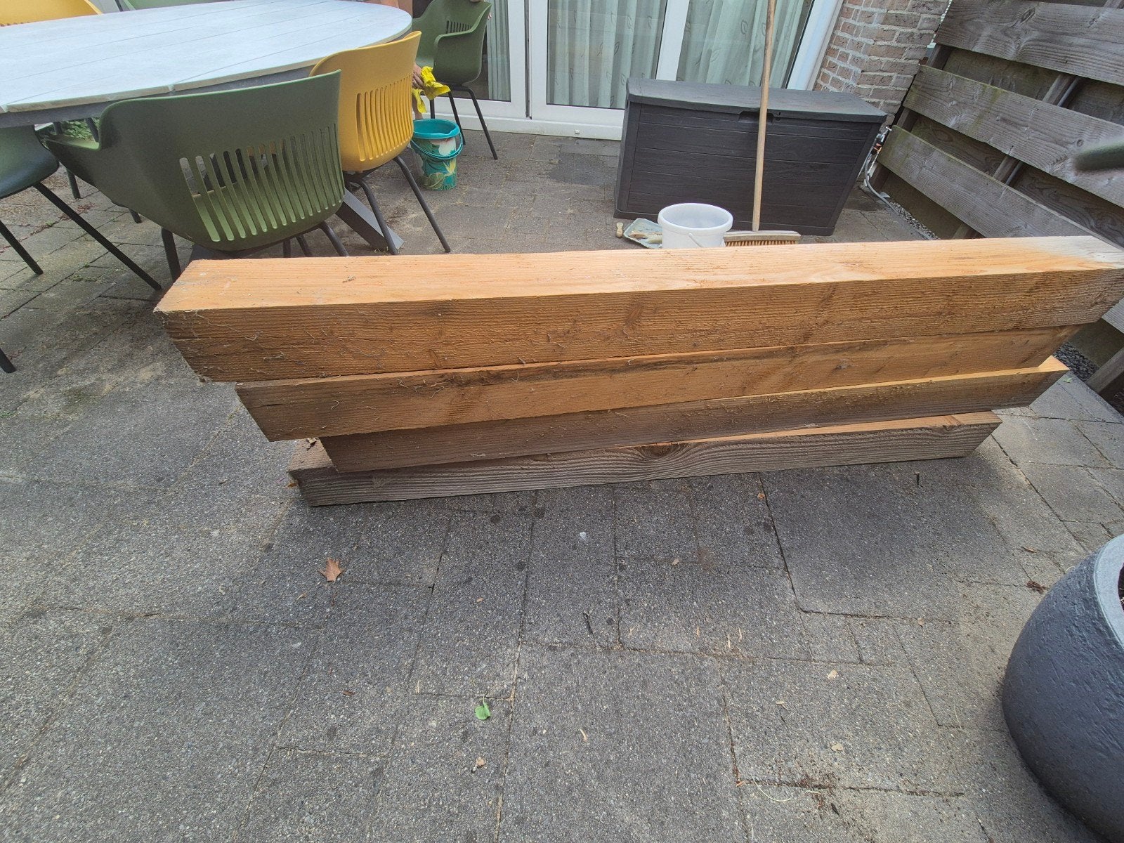 Diverse  houten balken en hardhouten palen, Doe-het-zelf en Verbouw, Hout en Planken, Gebruikt, 25 tot 50 mm, Grenen, 250 tot 300 cm