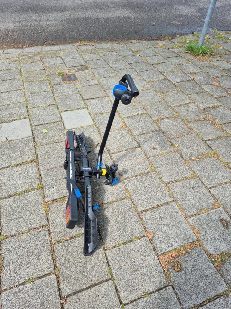 Hapro Atlas Active 1P Trekhaak Fietsendrager met oprijplaat, Auto diversen, Fietsendragers, Ophalen, Zo goed als nieuw, 1 fiets