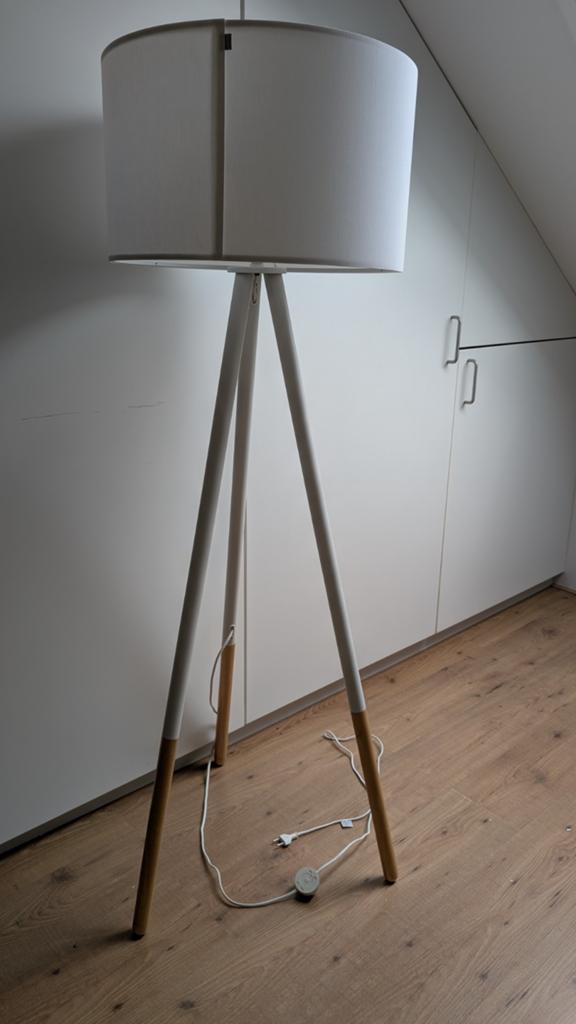 Zuiver Highland vloerlamp (tripod), Huis en Inrichting, Lampen | Vloerlampen, Ophalen, Gebruikt, Stof, 150 tot 200 cm