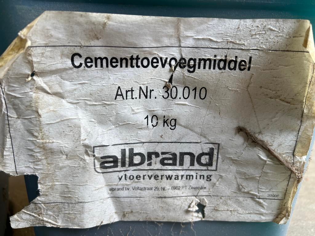 Albrand Cementtoevoegmiddel 2 x 10 kg - Voor vloerverwarming, Doe-het-zelf en Verbouw, Ophalen, Nieuw
