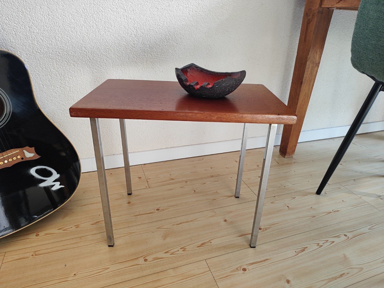 bijzettafeltje vintage, Huis en Inrichting, Ophalen, 25 tot 50 cm, Rechthoekig