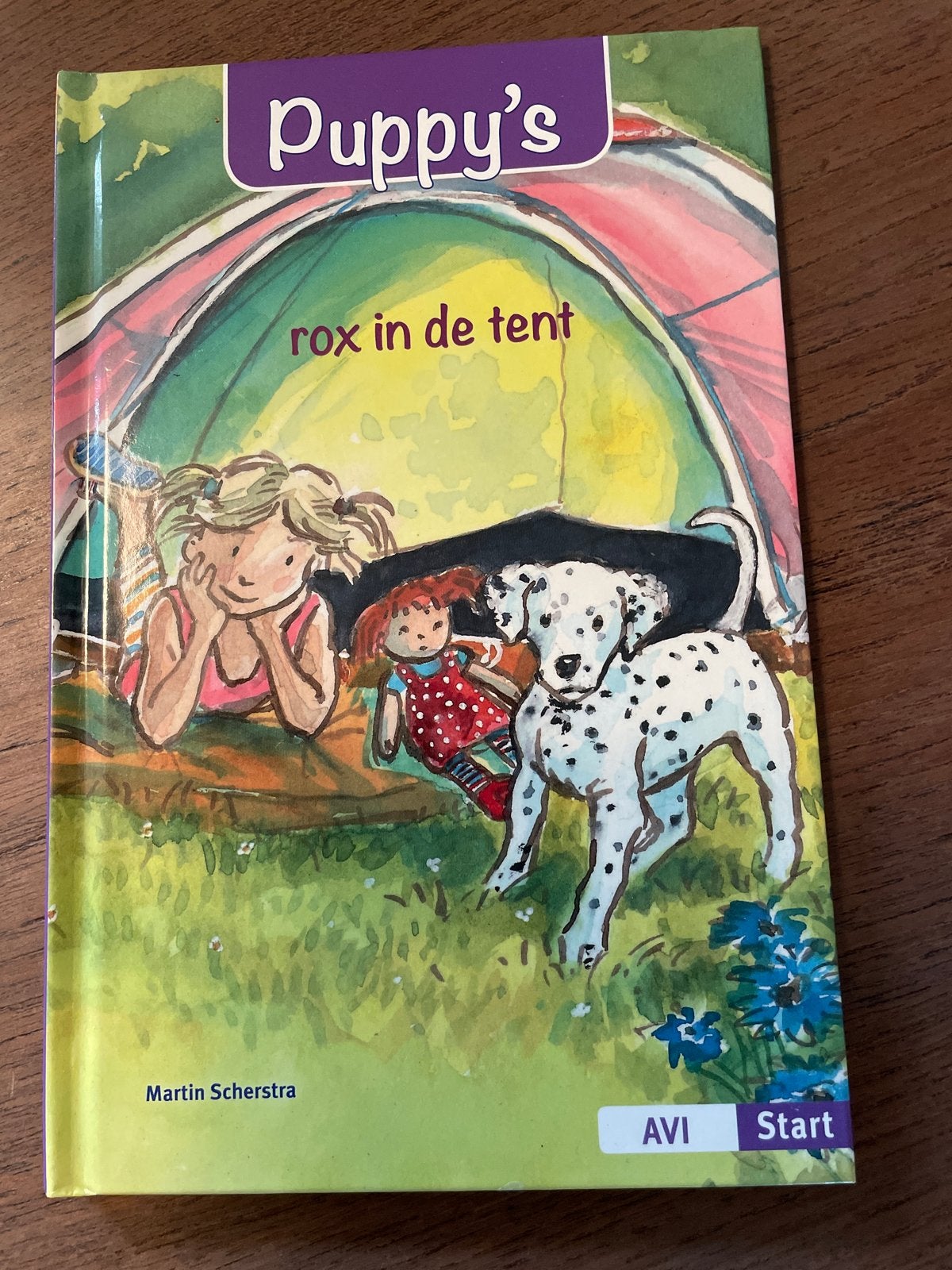 Puppy's: Rox in de tent - AVI Start kinderboek, Ophalen of Verzenden, Zo goed als nieuw, Fictie algemeen