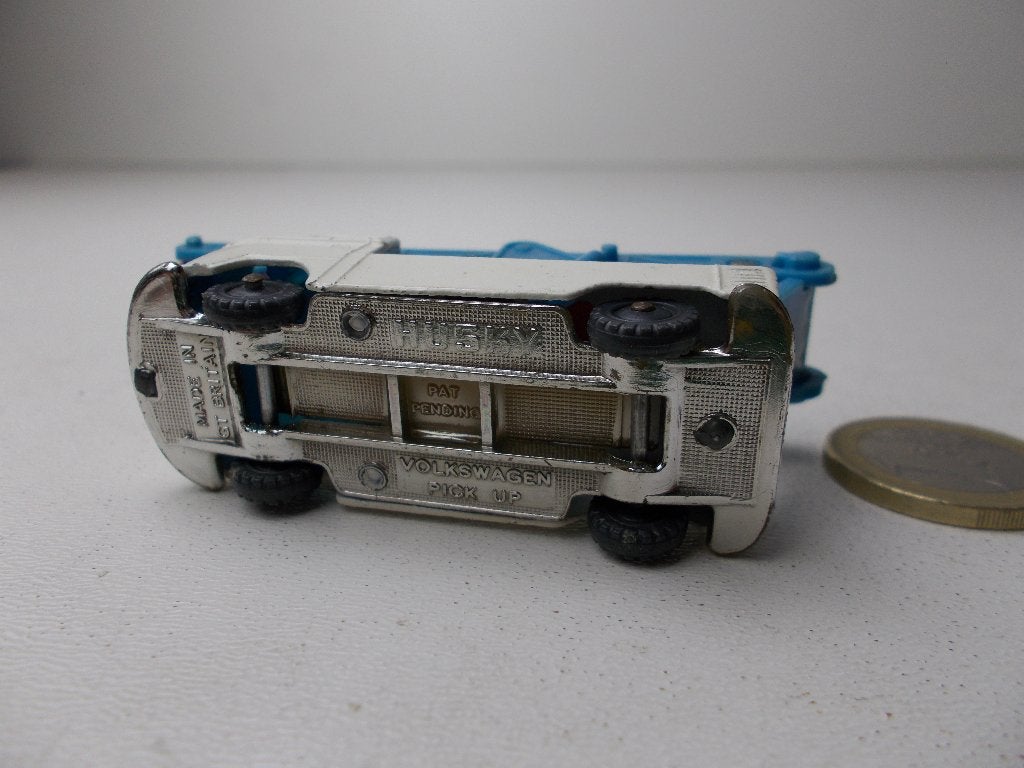 1966 Husky Models No. 32 VOLKSWAGEN BUS + WORKING CONVEYOR!, Ophalen of Verzenden, Zo goed als nieuw, Bus of Vrachtwagen, Overige merken
