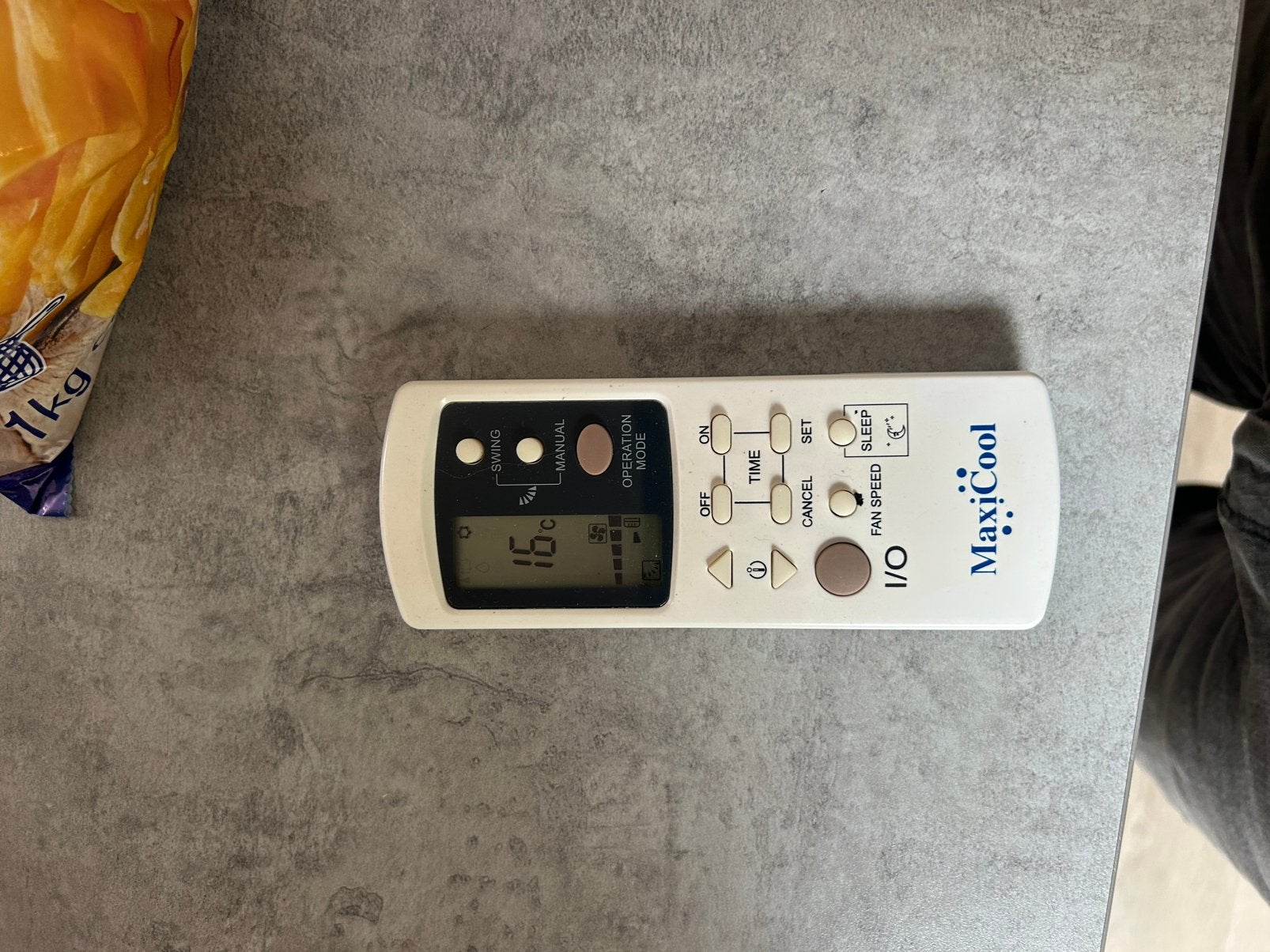 Maxicool Airco universele afstandsbediening 2 jaar oud, 3 snelheden of meer, Ophalen of Verzenden, Zo goed als nieuw, Afstandsbediening