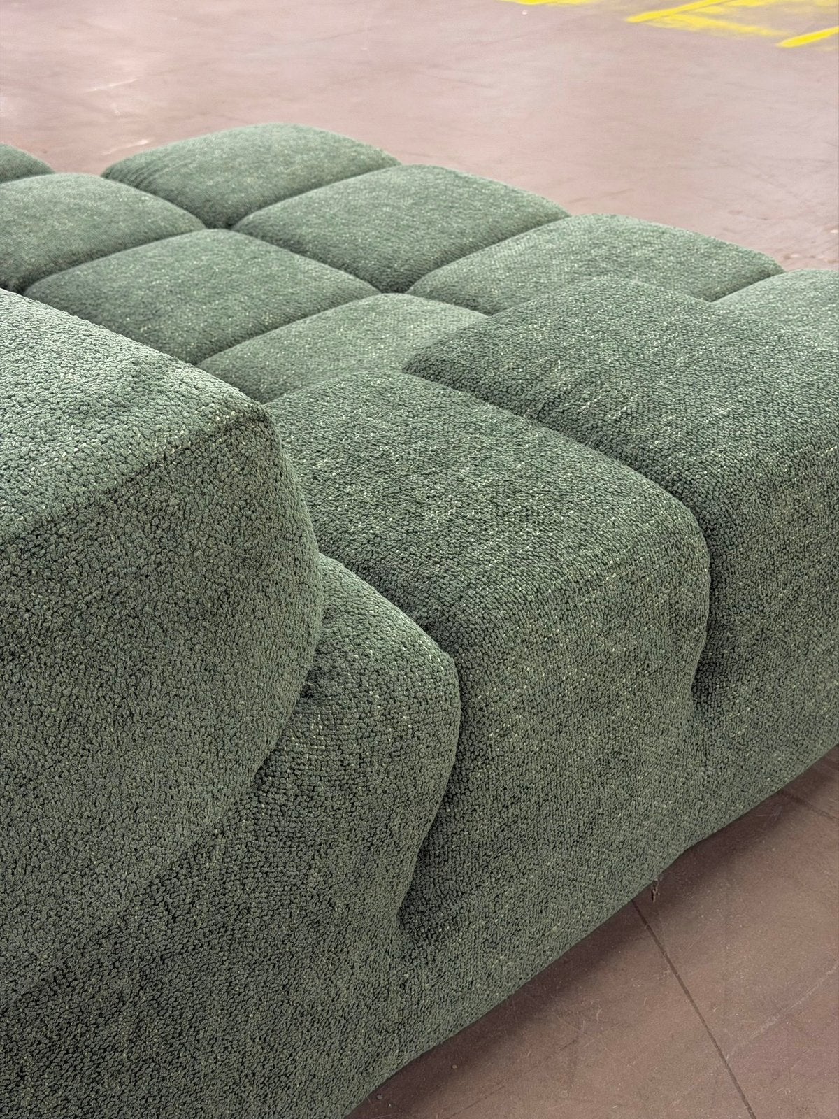 B&B Italia Tufty Time Bank | Groen | NIEUWSTAAT + Garantie, Huis en Inrichting, Hoekbank, 300 cm of meer, Ophalen of Verzenden
