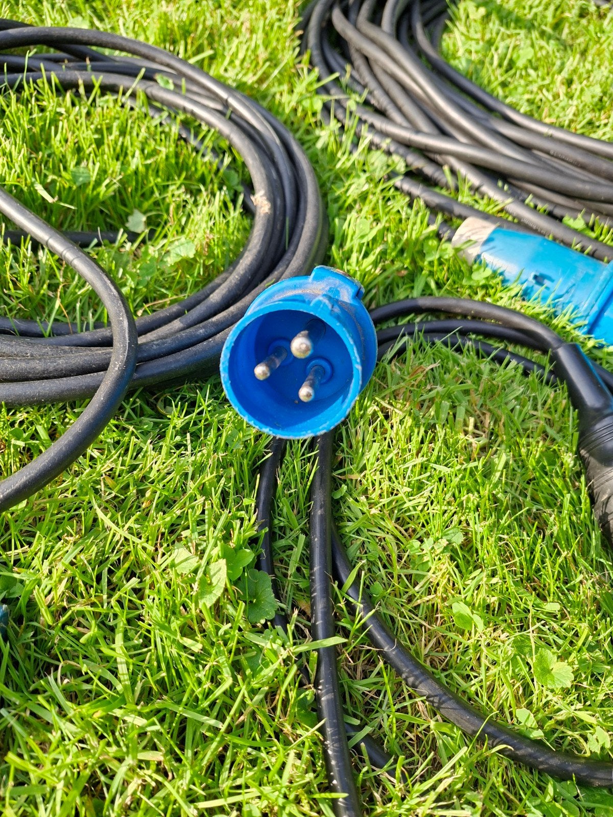 Stroomkabels met CEE-stekkers voor camping of evenement, Ophalen, Gebruikt, Overige merken, Kabel of Snoer