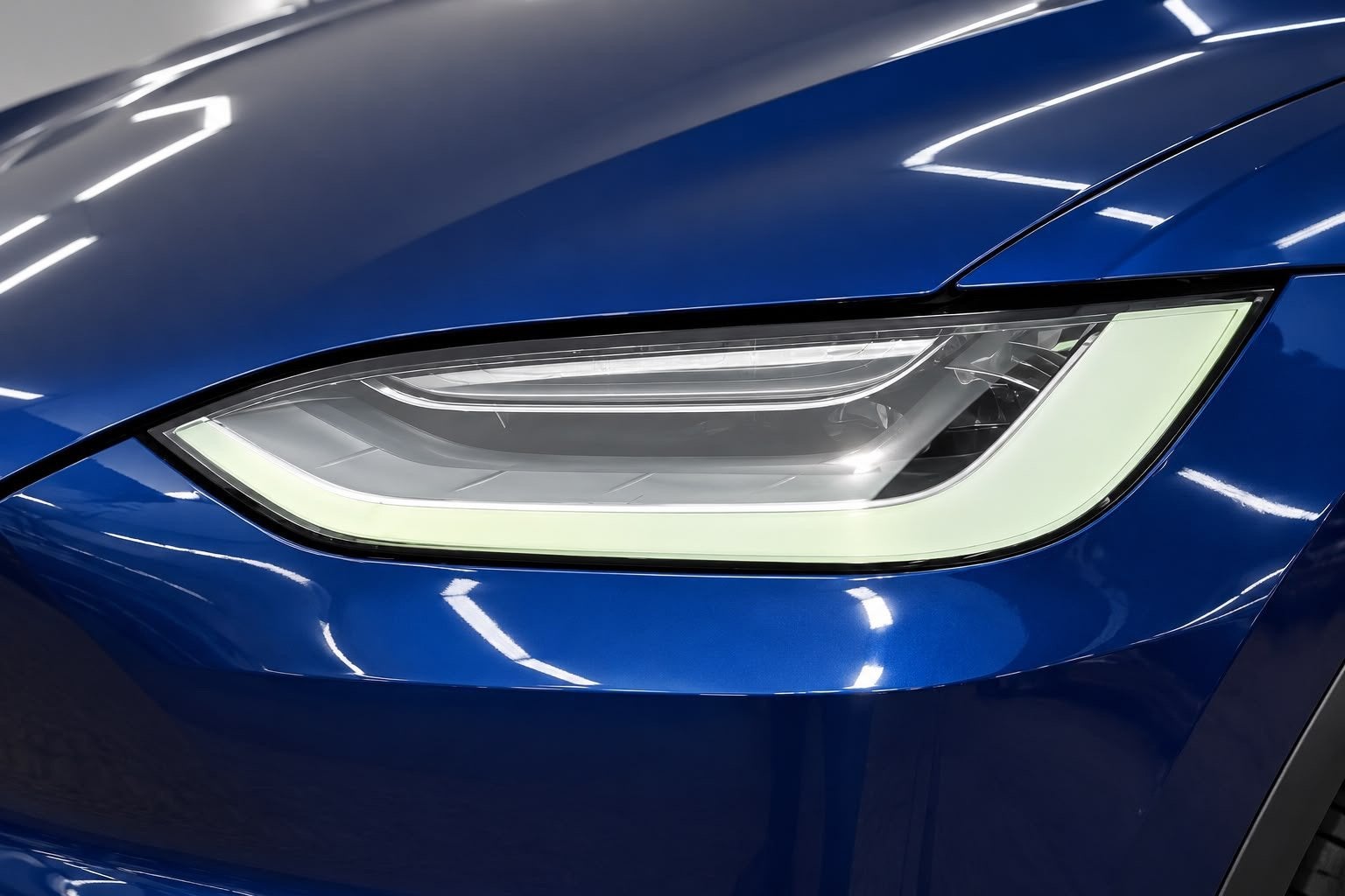 Tesla Model X 75D Base 7p., Auto's, Automaat, Model X, Gebruikt, Beige