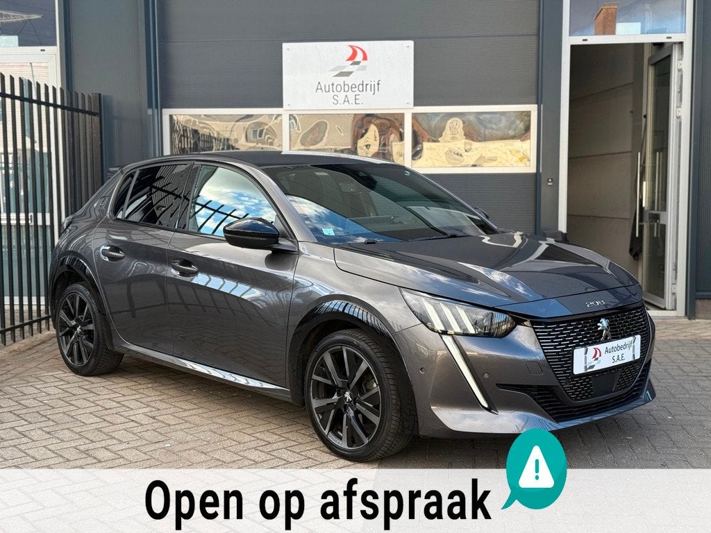 Peugeot 208 1.2 PureTech GT-Line CARPLAY ACC COCKPIT CAMERA, Auto's, Gebruikt, Euro 6, 1199 cc, 1133 kg