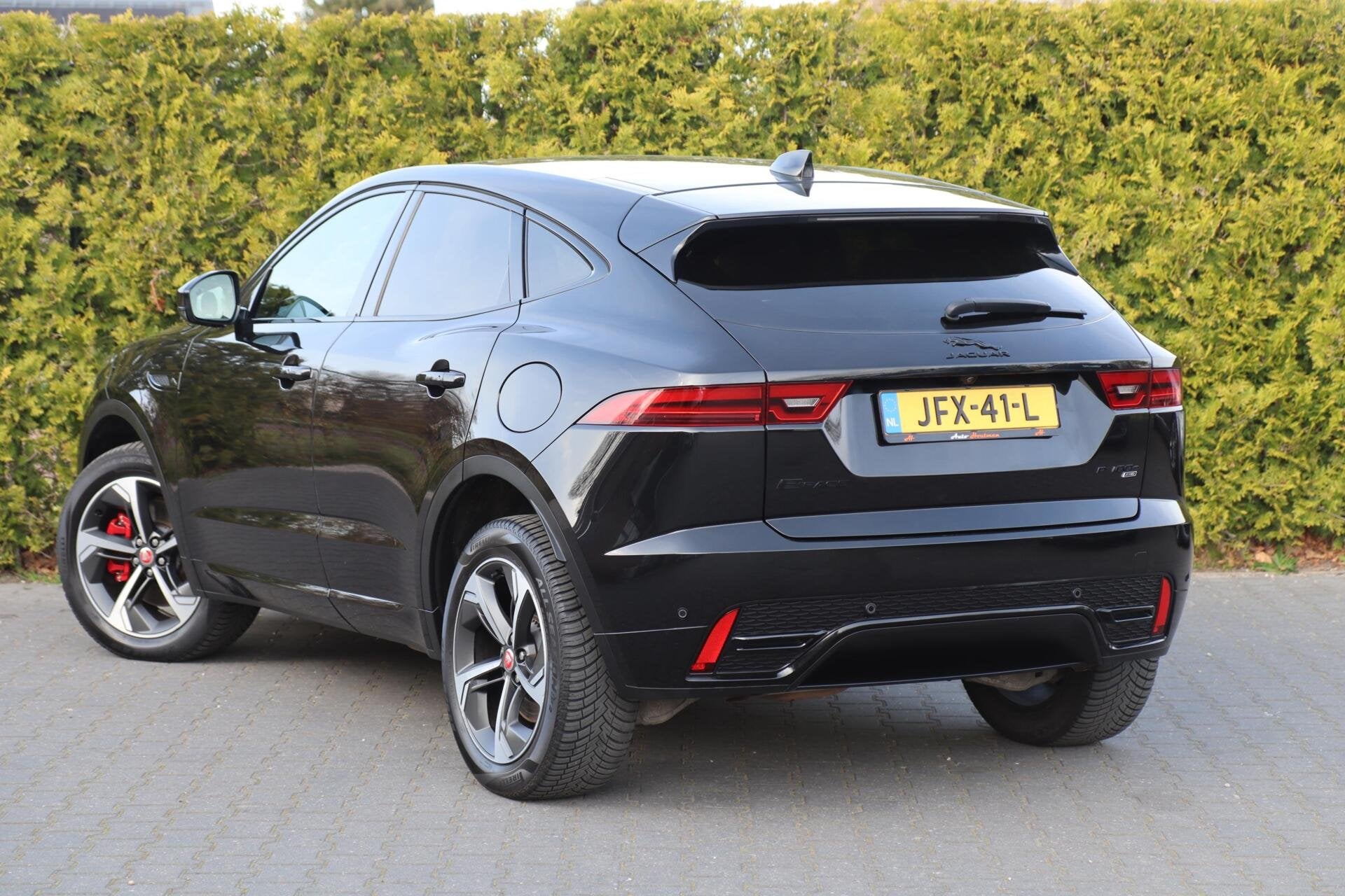 🔥 Jaguar E-Pace P300e 309PK ⚡ R-Dynamic| AWD | Pano ☀, Auto's, Automaat, 2102 kg, Verwarmde buitenspiegels, Zwart