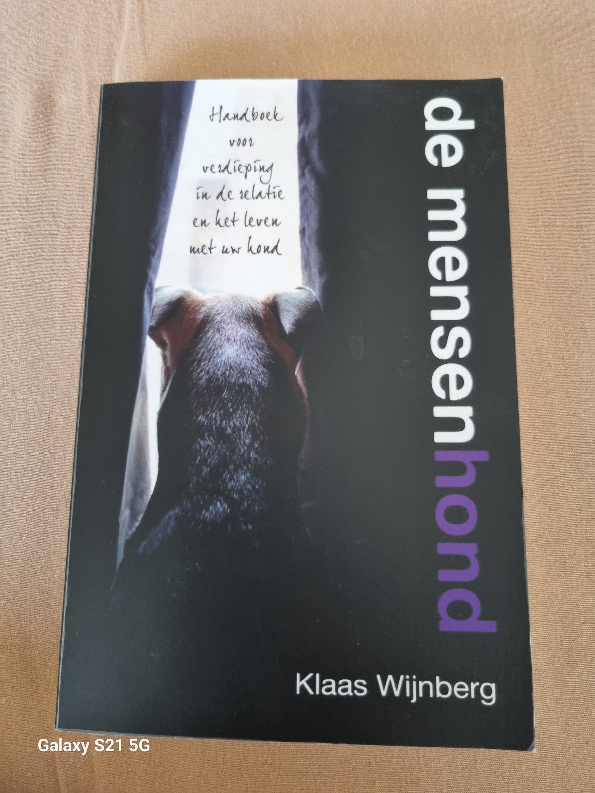 De Mensenhond - Handboek voor verdieping relatie met uw hond, Verzenden, Zo goed als nieuw, Honden, Klaas Wijnberg