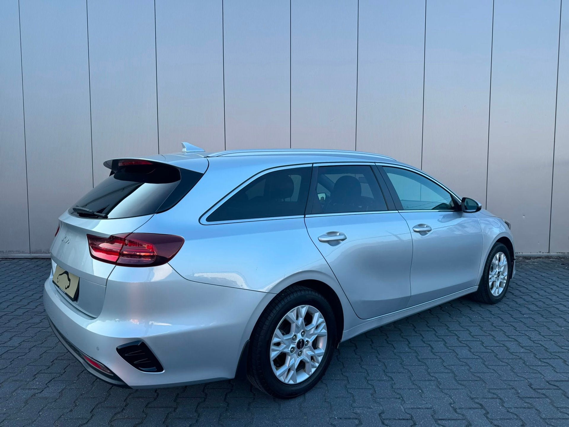 Kia Ceed Sportswagon 1.5 T-GDi DynamicLine Carplay / Camera, Auto's, Kia, Stof, Gebruikt, 600 kg, 1482 cc