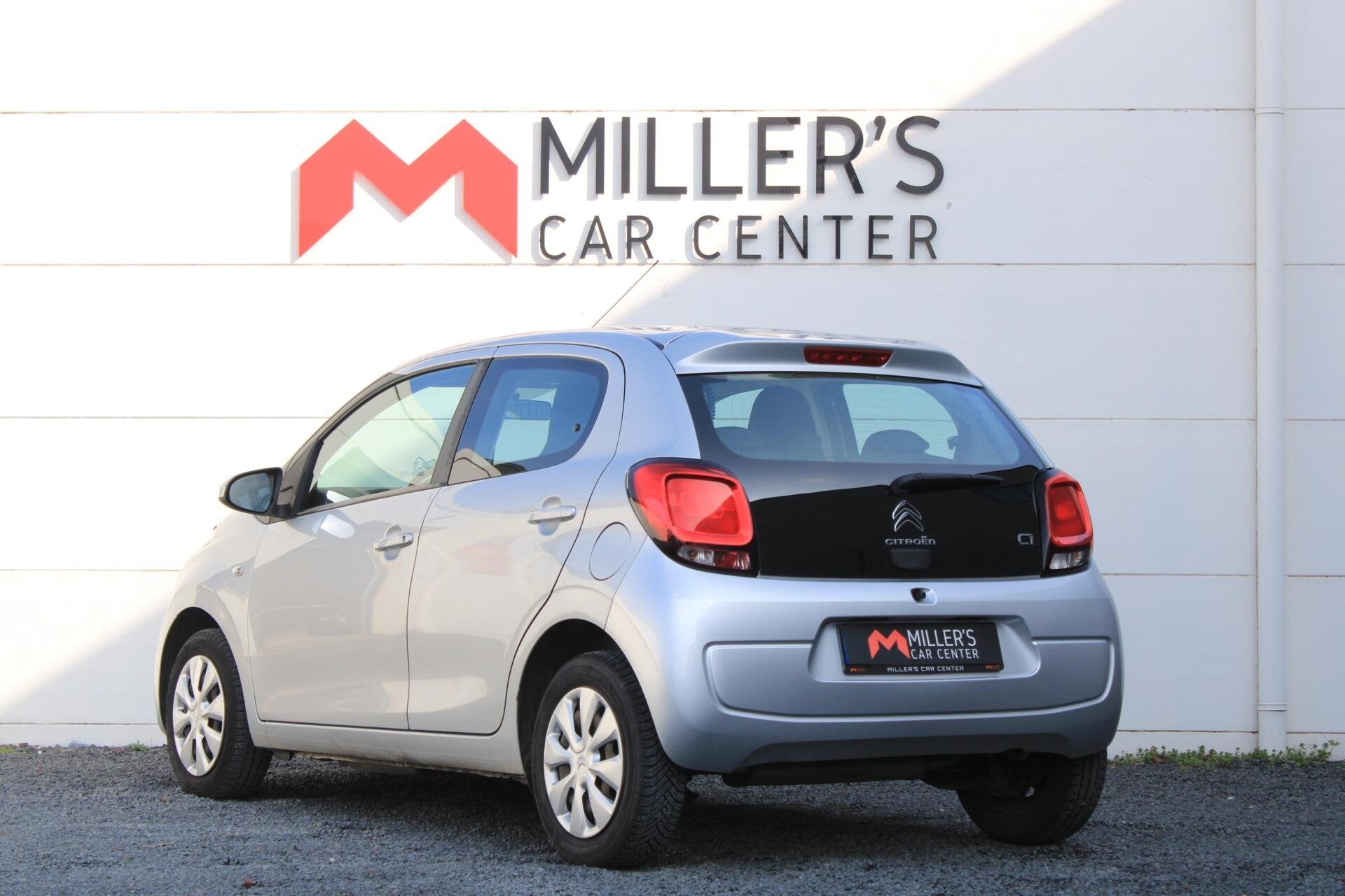 Citroen C1 1.0 VTi Shine Airco Bluetooth 5-deurs ORG NL Carp, Auto's, Voorwielaandrijving, Stof, Gebruikt, Met garantie (alle)