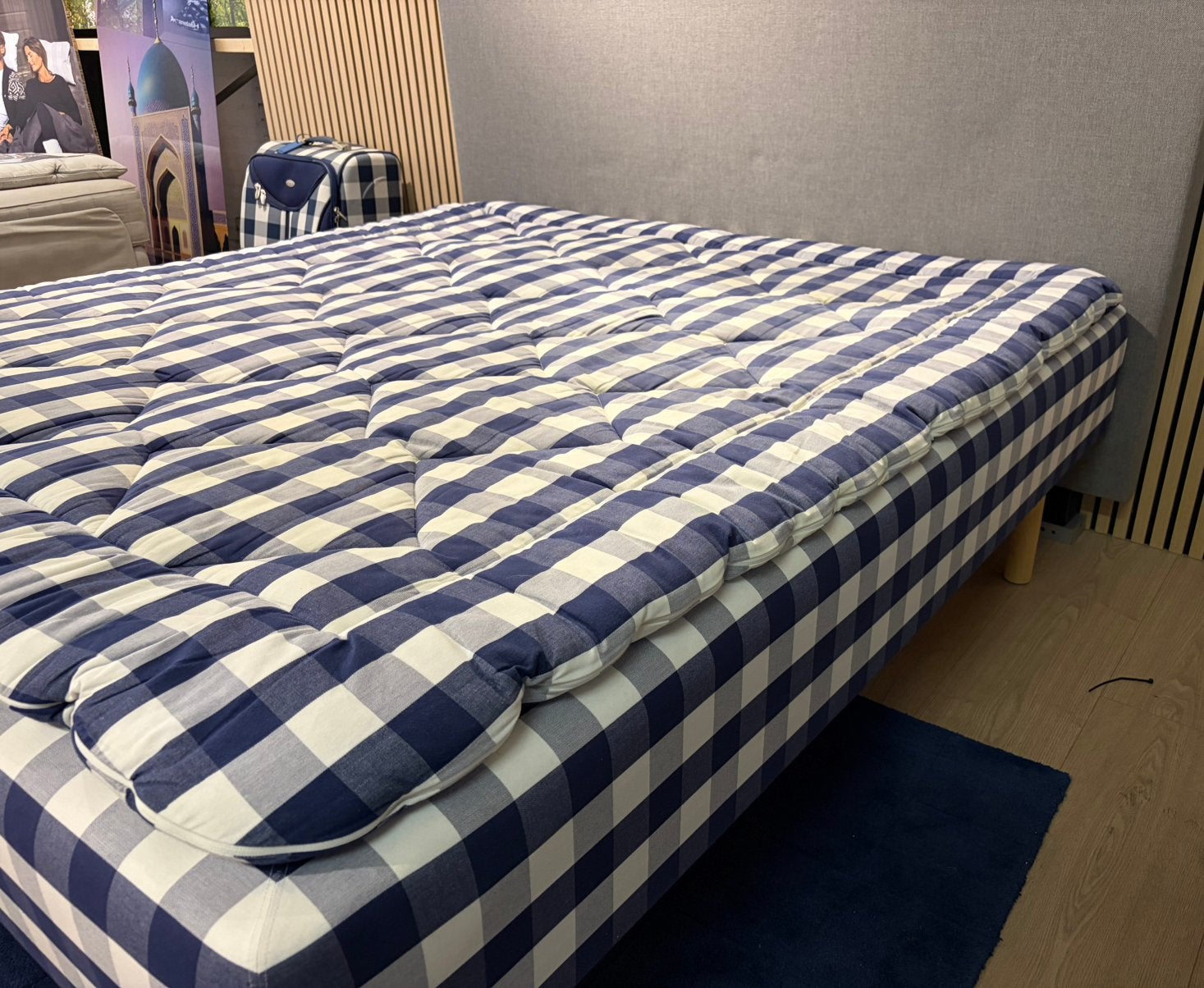 Hastens Superia Extra Firm | 180x210 | Blue check €1400, 210 cm, Tweepersoons, Ophalen of Verzenden, Zo goed als nieuw