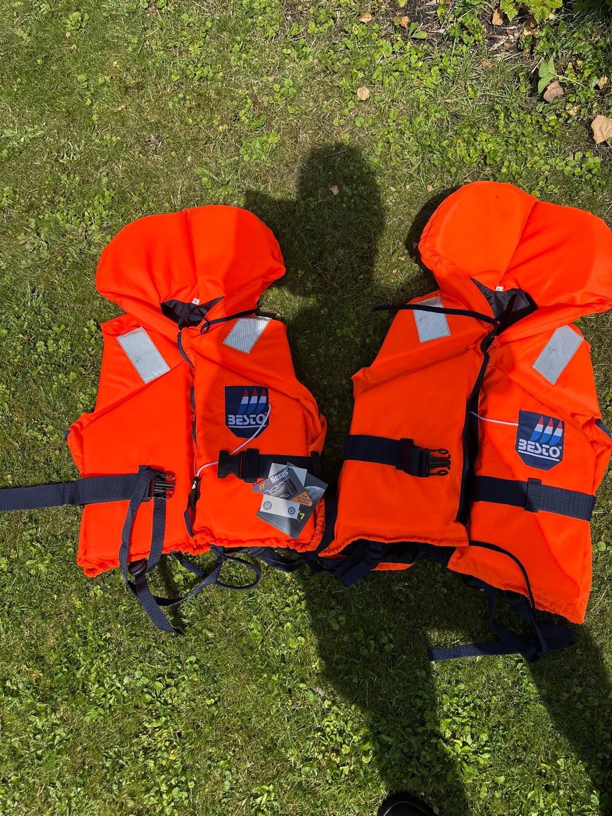 2x Besto Special 100N zwemvesten, maat S (40-60 kg), Ophalen of Verzenden, Zo goed als nieuw, Kind, Reddingsvest of Zwemvest