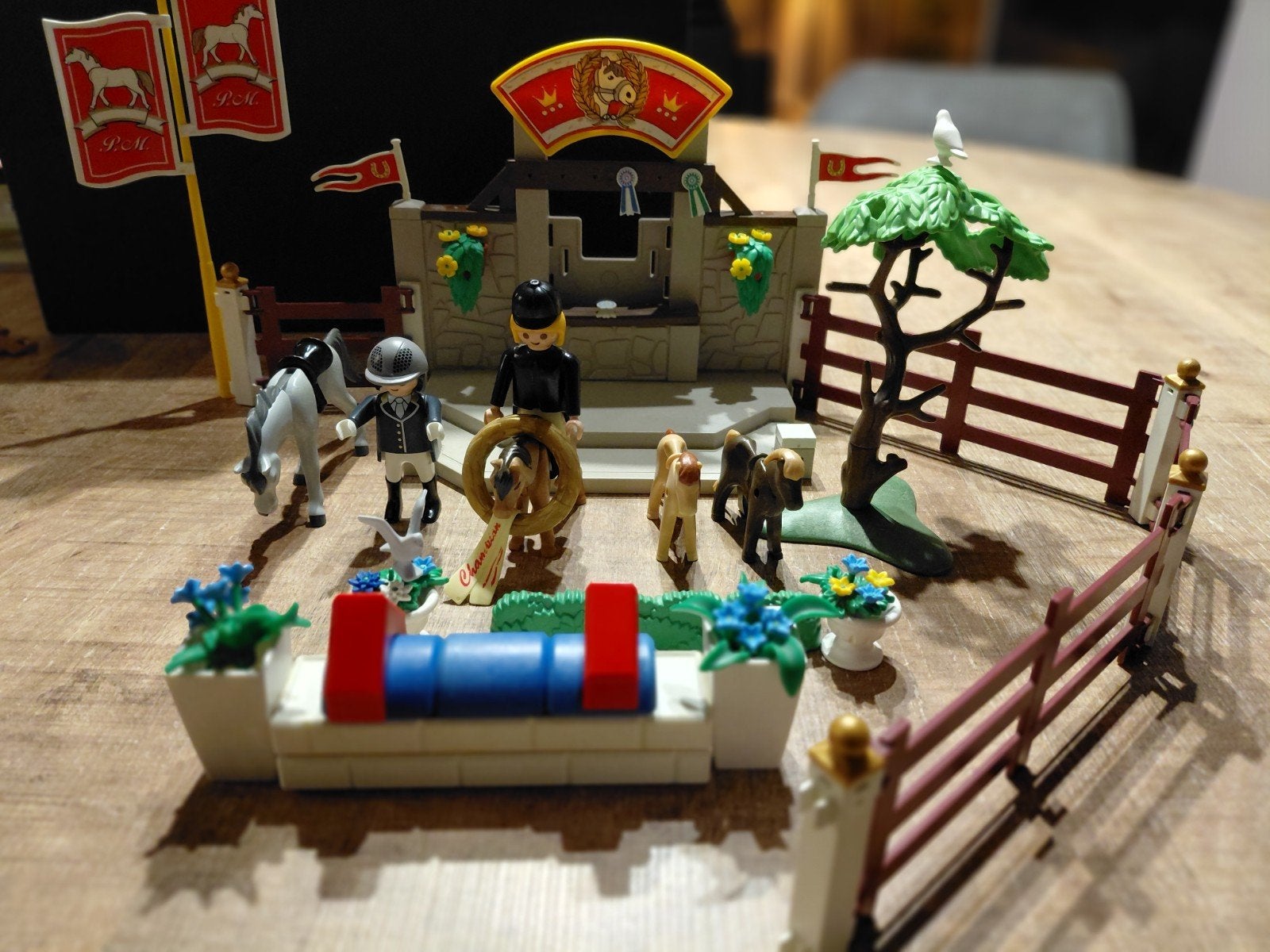 Playmobil 5224 paardentoernooi
Helaas niet meer compleet, d, Ophalen of Verzenden, Gebruikt