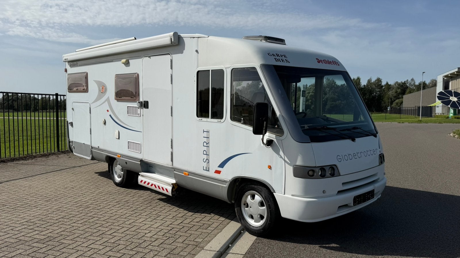 Dethleffs Esprit Globetrotter 2.8 Jtd 128 pk rolstoel camper, Integraal, Koelkast, Ringverwarming, Fiat