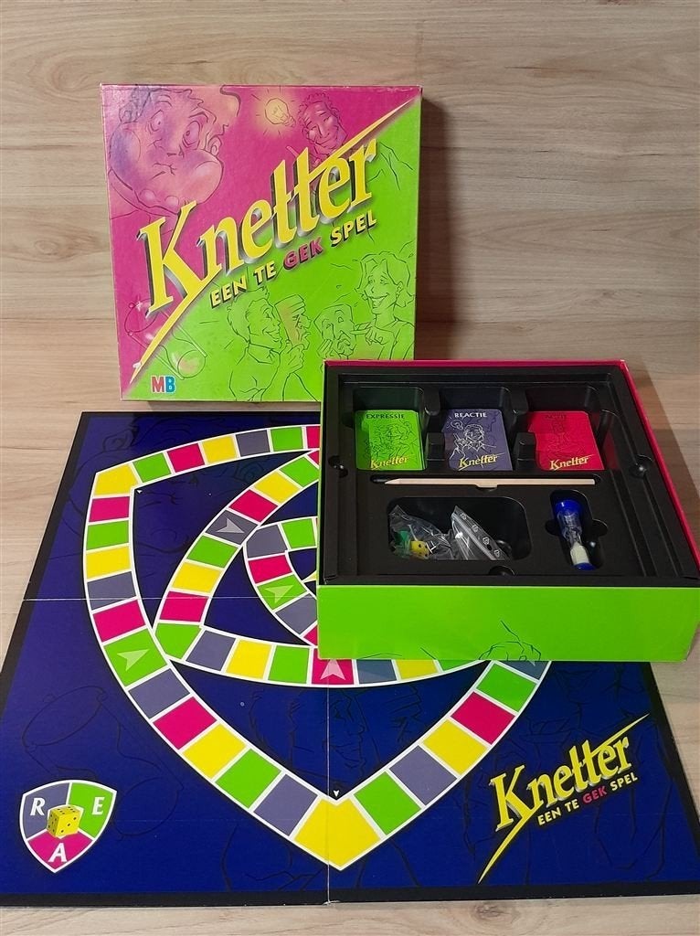 Knetter een te gek spel - s5359, Hobby en Vrije tijd, Gezelschapsspellen | Bordspellen, Verzenden, Zo goed als nieuw