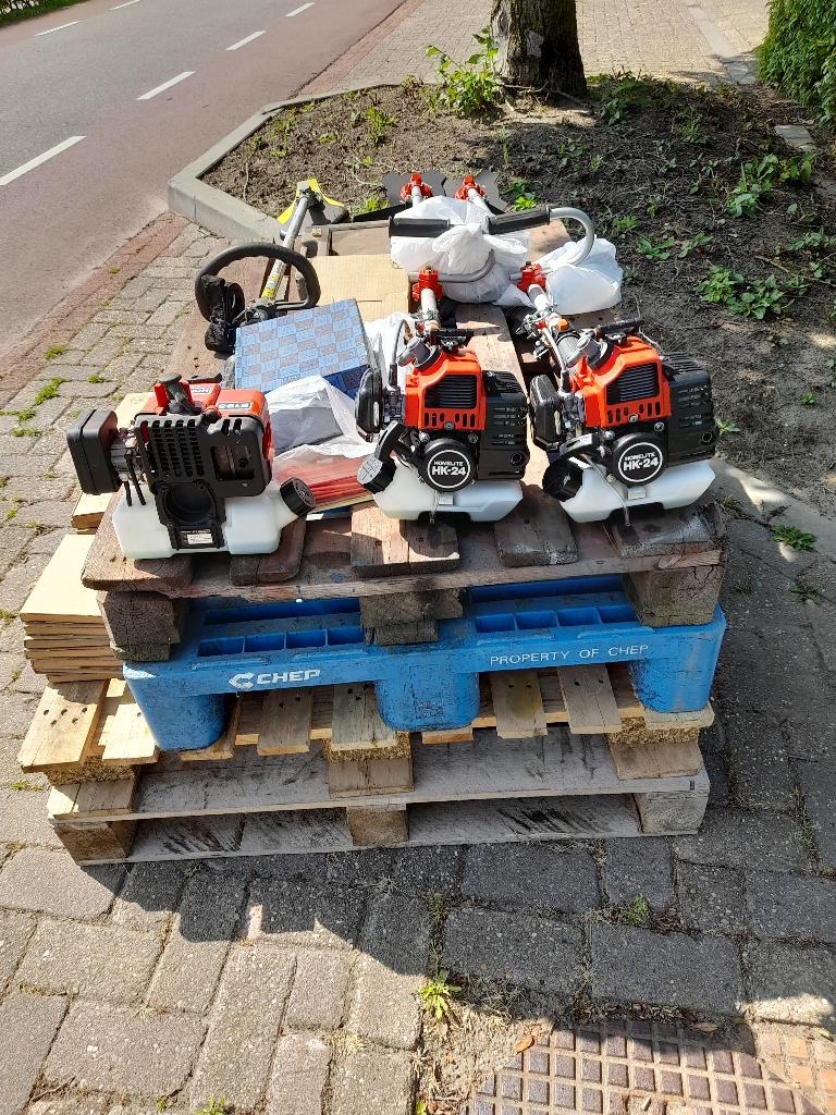 Bosmaaier, Ophalen, Nieuw, 10 tot 30 cm, Benzine
