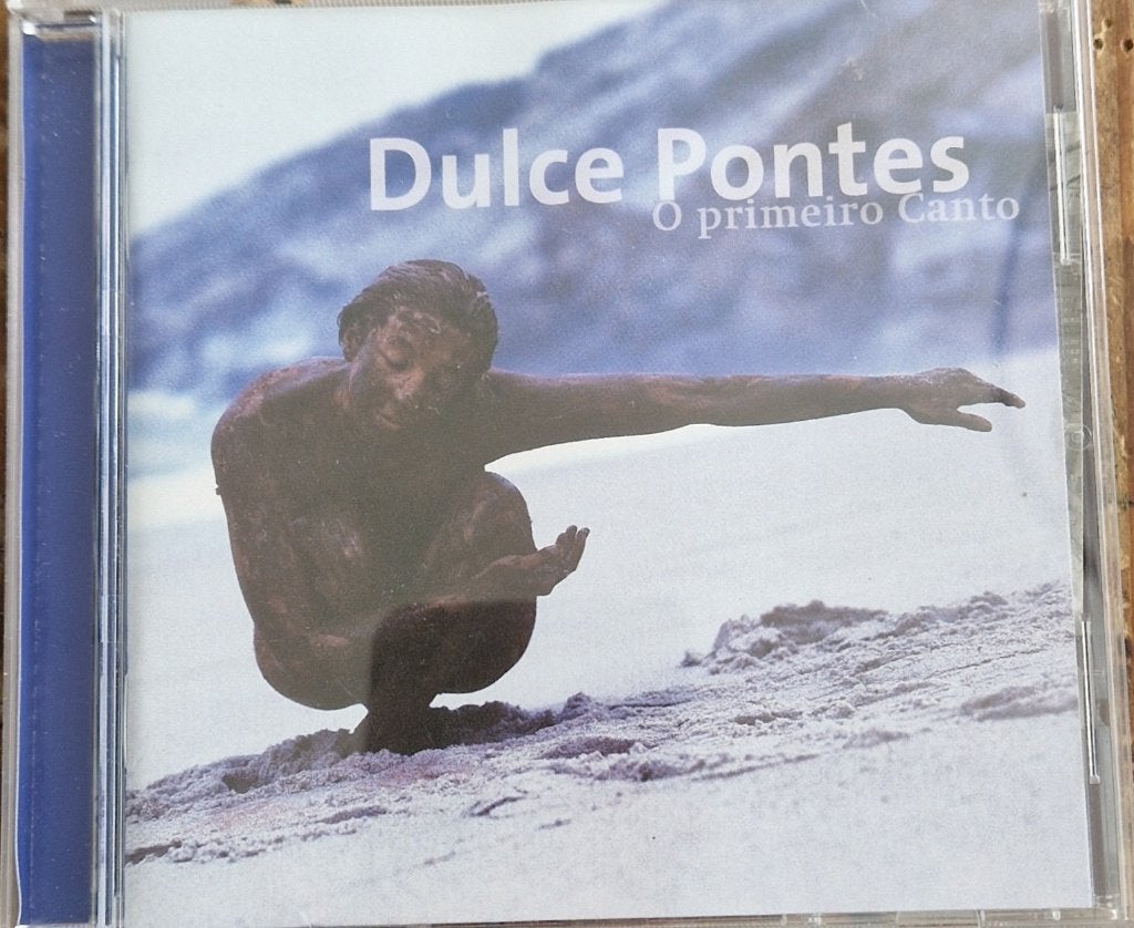 Dulce Pontes - O primeiro Canto #1455#8V, Cd's en Dvd's, Cd's | Wereldmuziek, Ophalen of Verzenden, Zo goed als nieuw, Verzamelalbum