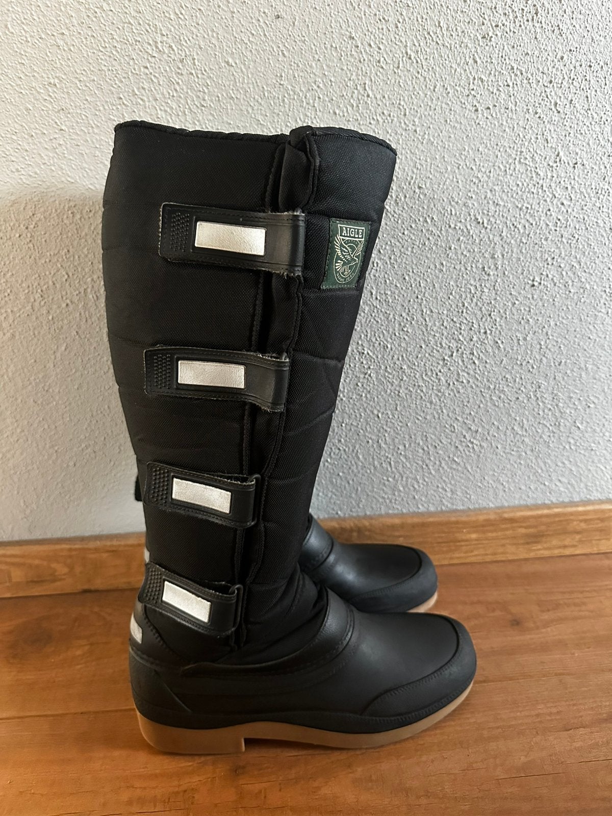 Stallaarzen van Aigle maat 41/42 met bontvoering, Ophalen of Verzenden, Gebruikt, Schoeisel