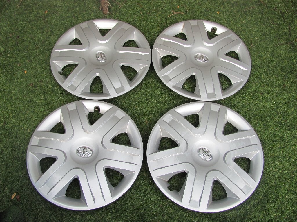 Originele 17 inch wieldoppen voor Toyota, Auto diversen, Ophalen of Verzenden, Zo goed als nieuw