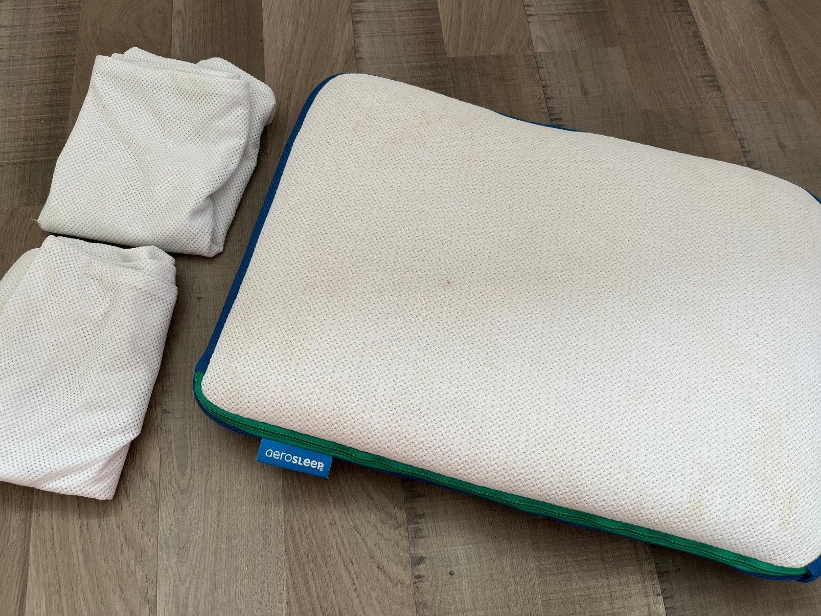 Aerosleep hoofdkussen, Kinderen en Baby's, Ophalen, Gebruikt, Jongetje of Meisje, Wit