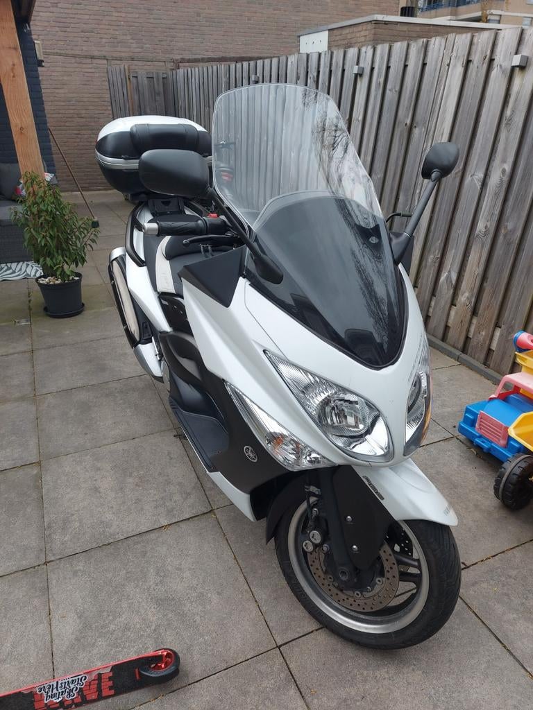 Tmax 500cc, Ophalen
