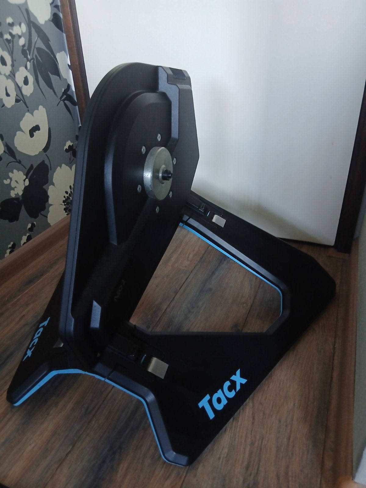 Tacx Neo 2 Smart Trainer  (DEFECT, maar repareerbaar)., Sport en Fitness, Wielrennen, Ophalen, Gebruikt, Overige typen