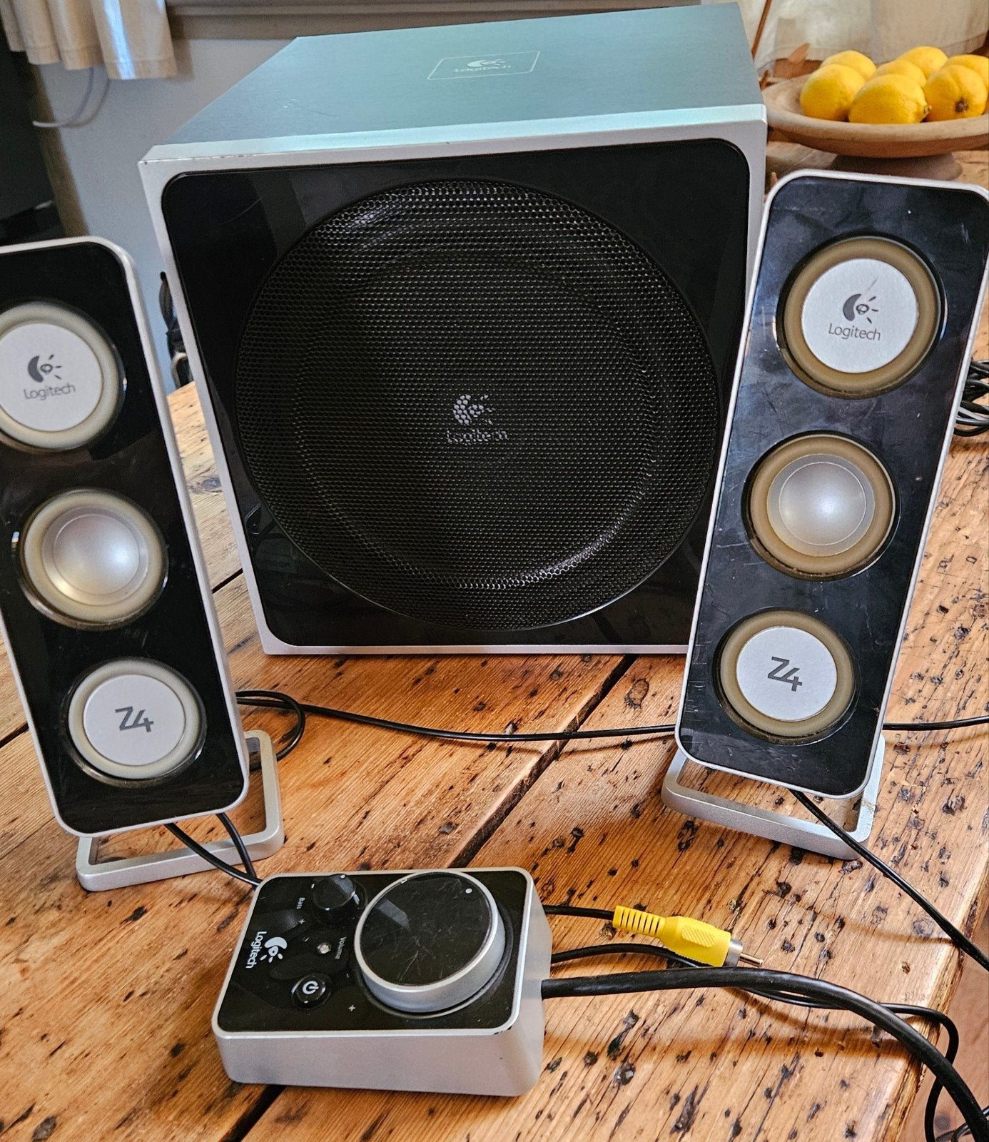 Logitech Z4 2.1 Speakerset met Subwoofer, Gebruikt, Logitech, Speakerset, Ophalen of Verzenden